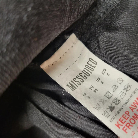 MISSGUIDED Denim Distressed Skirt - Picture 5 of 5